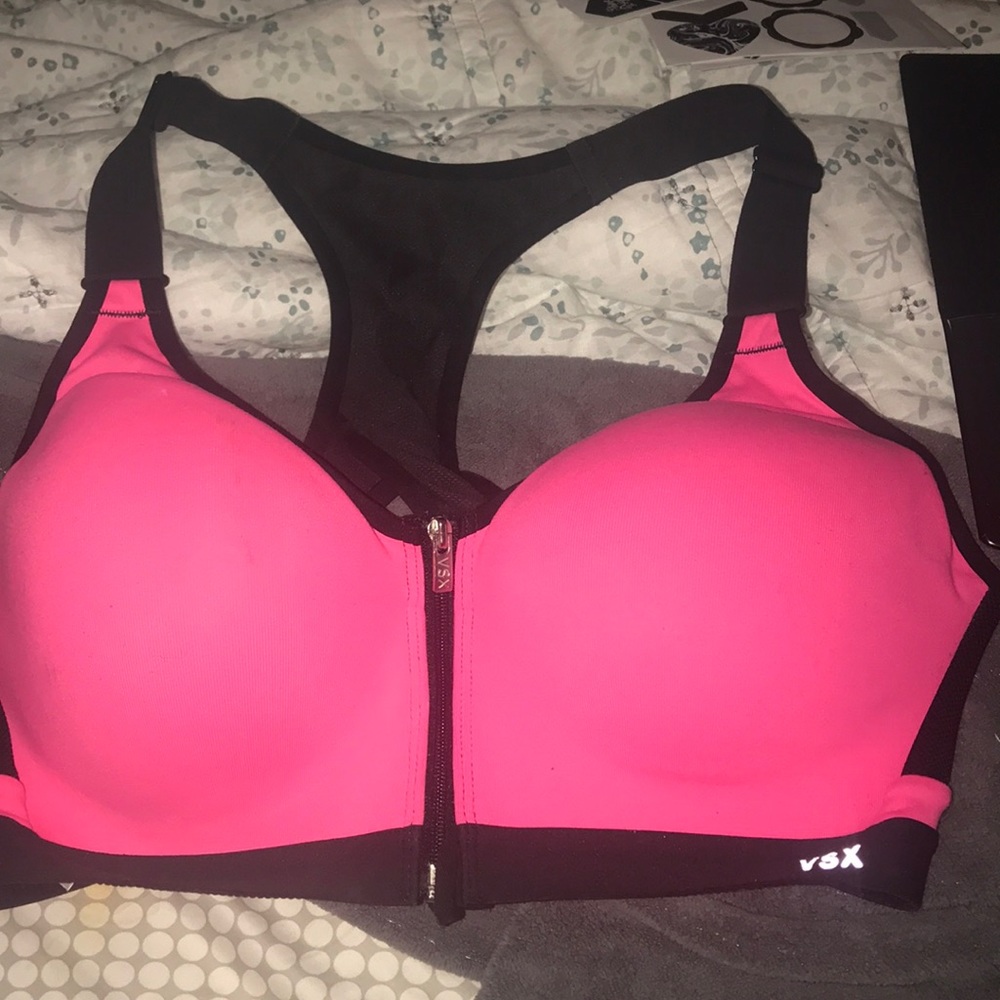 Victoria’s Secret high impact sports bra